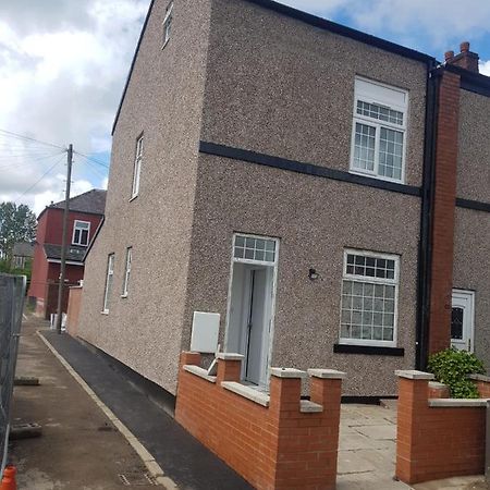 Beautiful Rooms Shaw St And Pine St Bury  Εξωτερικό φωτογραφία