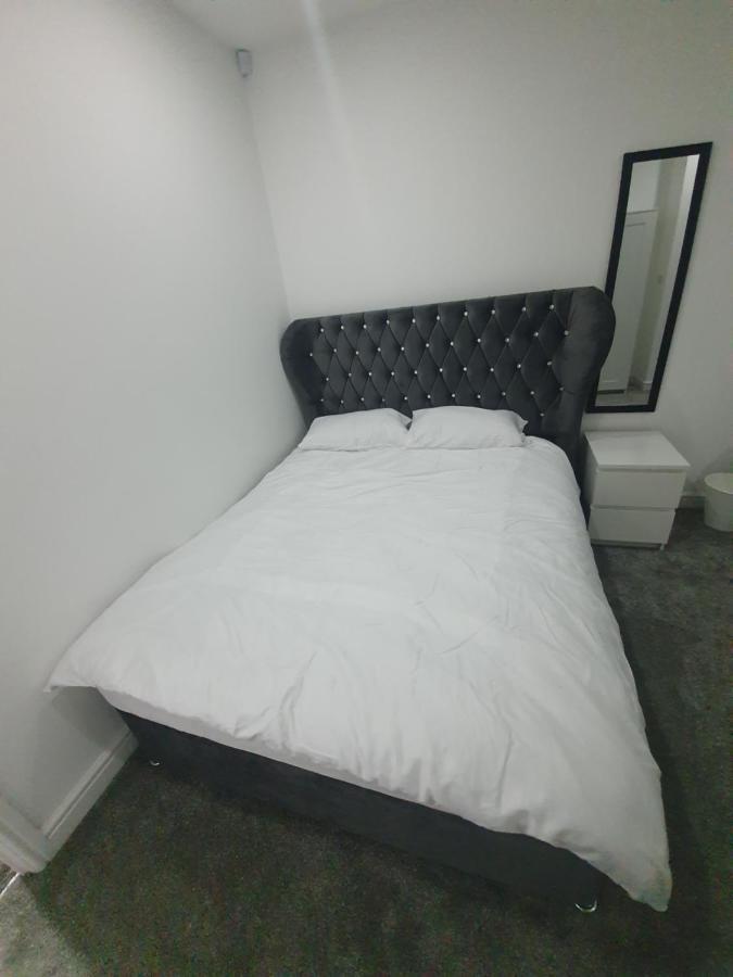 Beautiful Rooms Shaw St And Pine St Bury  Εξωτερικό φωτογραφία