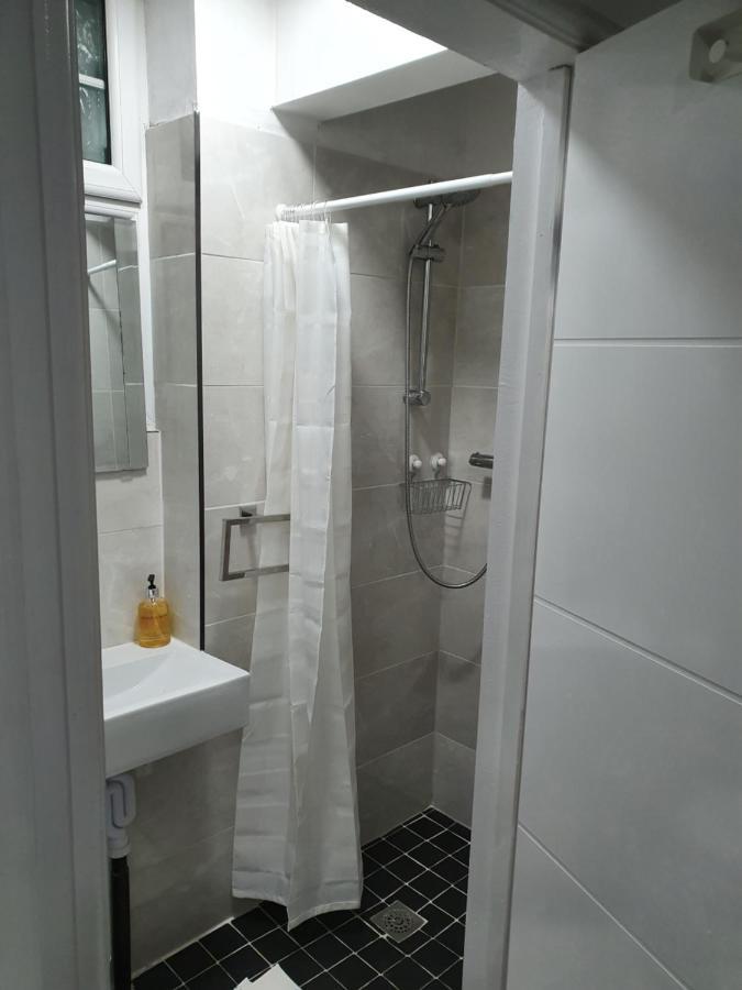 Beautiful Rooms Shaw St And Pine St Bury  Εξωτερικό φωτογραφία