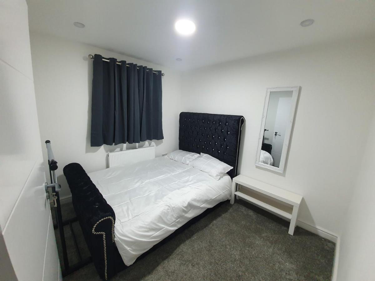 Beautiful Rooms Shaw St And Pine St Bury  Εξωτερικό φωτογραφία