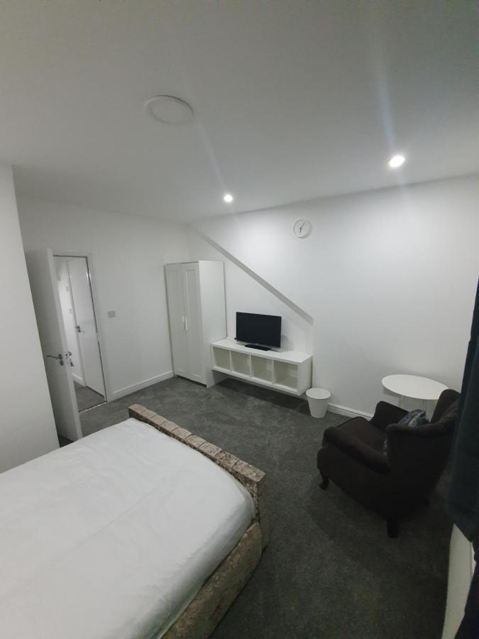 Beautiful Rooms Shaw St And Pine St Bury  Εξωτερικό φωτογραφία