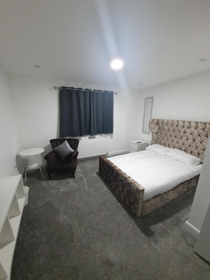 Beautiful Rooms Shaw St And Pine St Bury  Εξωτερικό φωτογραφία