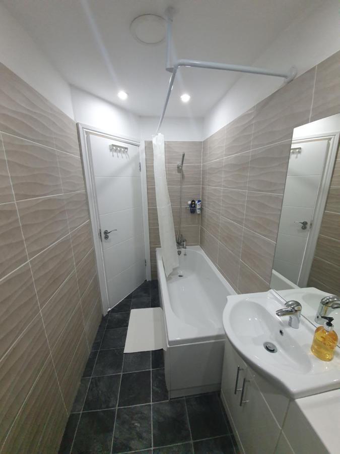 Beautiful Rooms Shaw St And Pine St Bury  Εξωτερικό φωτογραφία