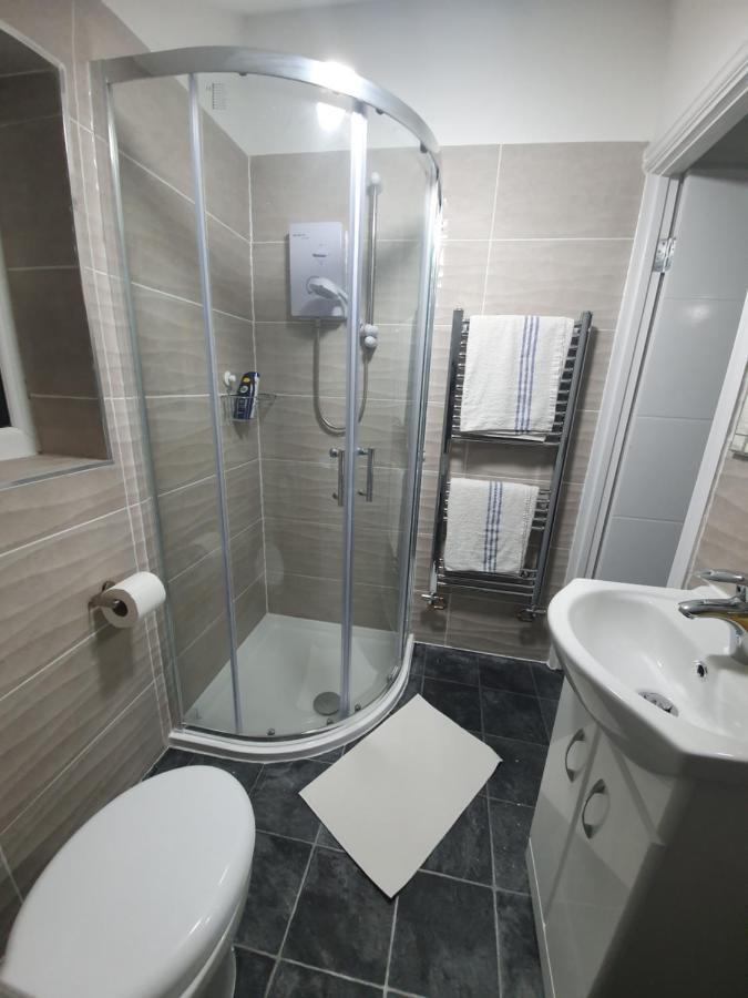 Beautiful Rooms Shaw St And Pine St Bury  Εξωτερικό φωτογραφία